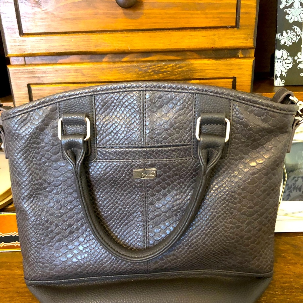 Jewell Thirty One Purse